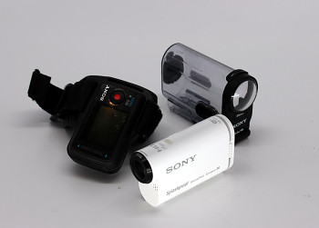 Videokamera Sony Action Cam AS200V s technologií Wi-Fi® a GPS